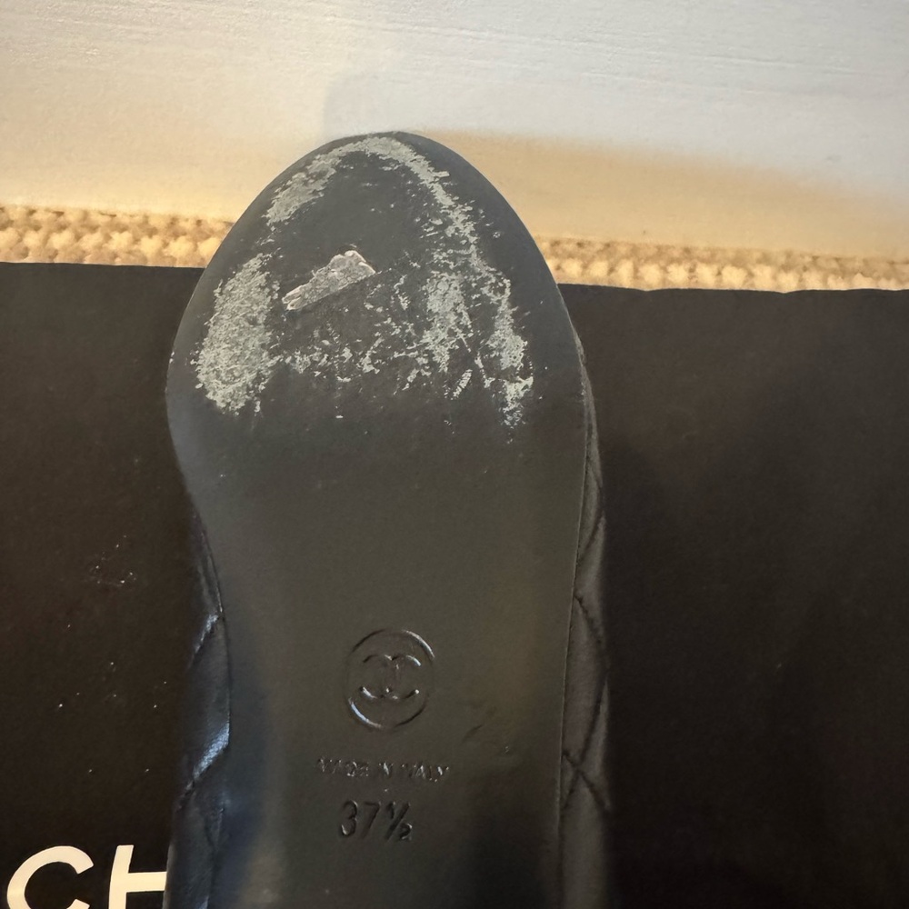Chanel Black Quilted Women's Ballet Flats - Picture 5 of 6
